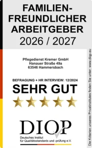 Zertifikat für Pflegedienst Kremer als familienfreundlicher Arbeitgeber 2026/2027 mit fünf Sternen für hochwertige Pflege und exzellente Standards.
